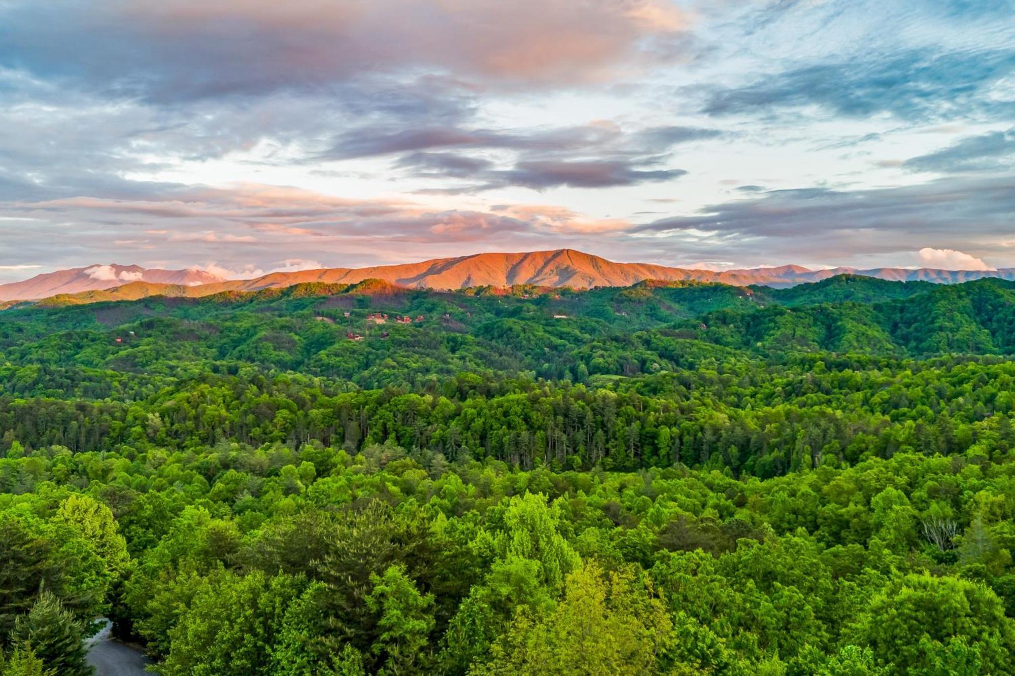 Dawns View Villa Sevierville Room photo