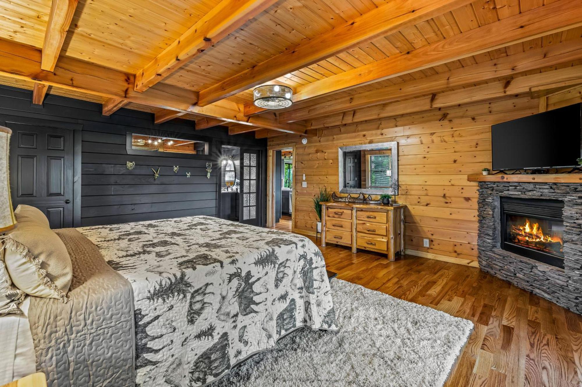 Dawns View Villa Sevierville Room photo
