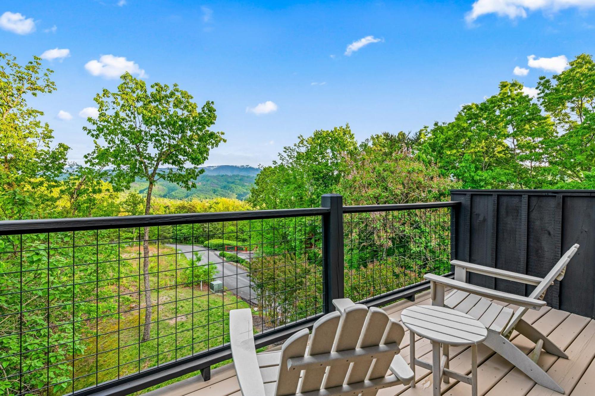 Dawns View Villa Sevierville Room photo
