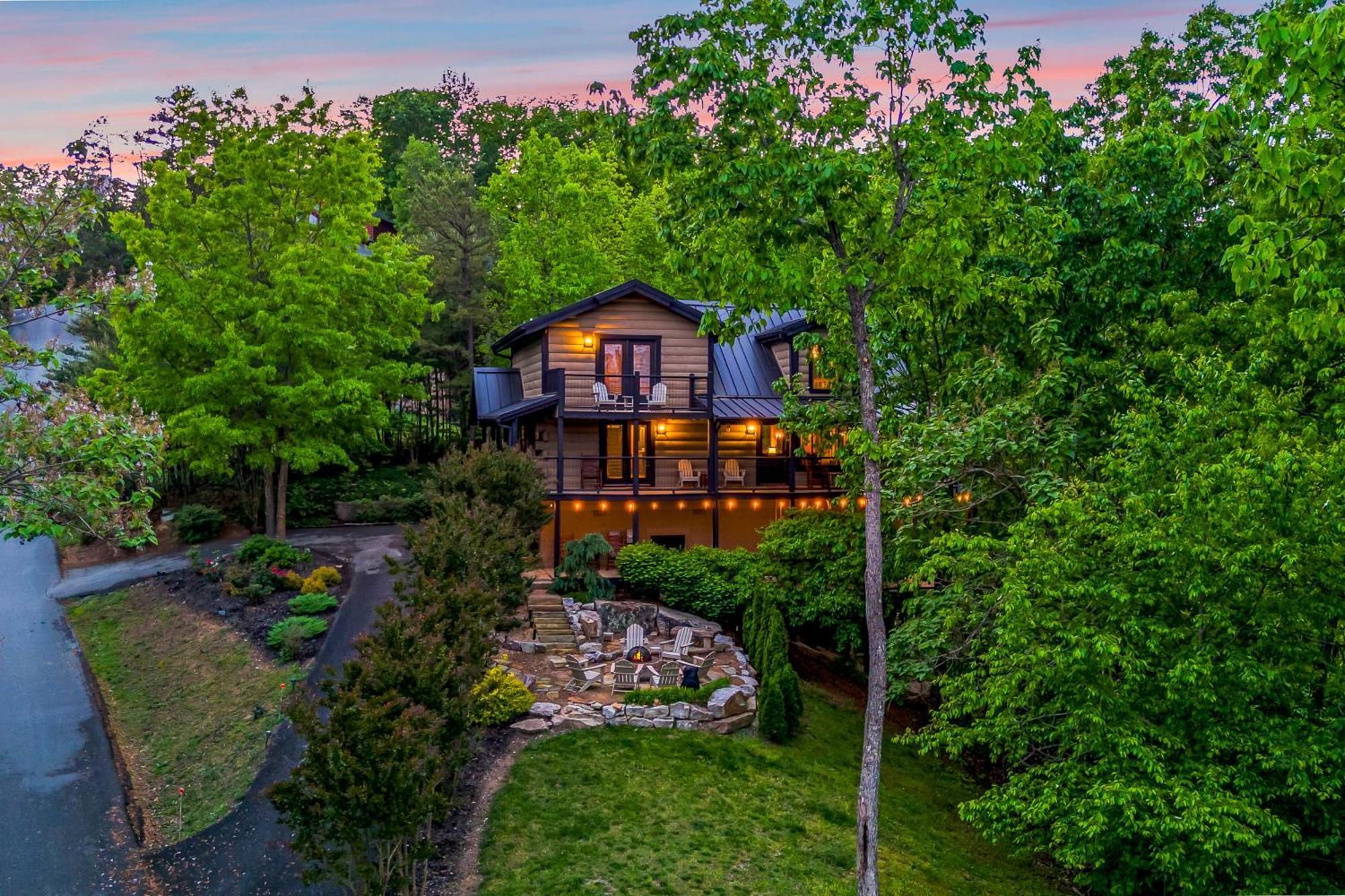 Dawns View Villa Sevierville Room photo