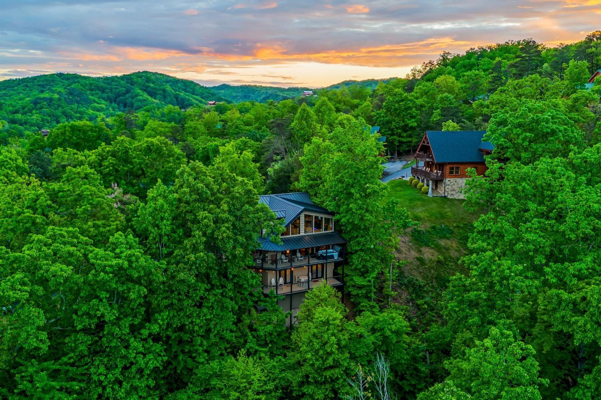 Dawns View Villa Sevierville Room photo